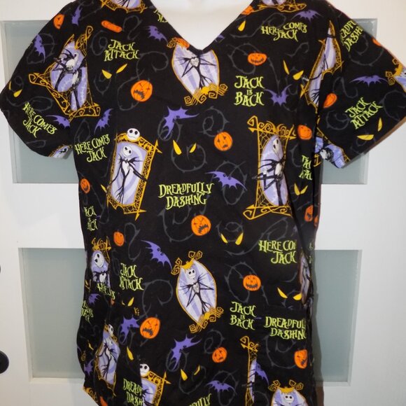 Disney Jack is Back Black 2 Pocket Scrub Shirt Size S Women's - Picture 2 of 3